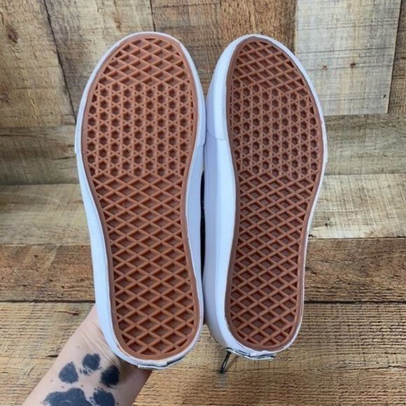 Vans Green Brown Abstract Print Low Top Skate Shoe - Picture 9 of 10